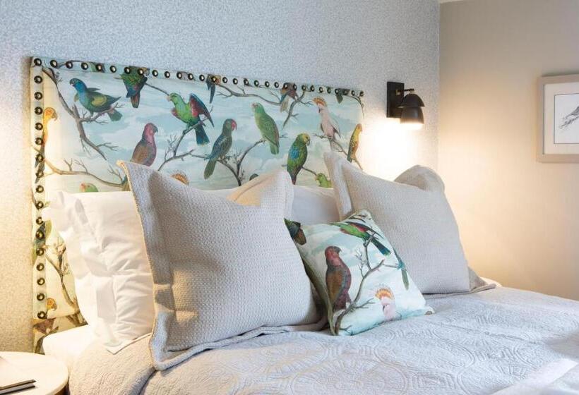 Bed and Breakfast The Legh Arms Prestbury