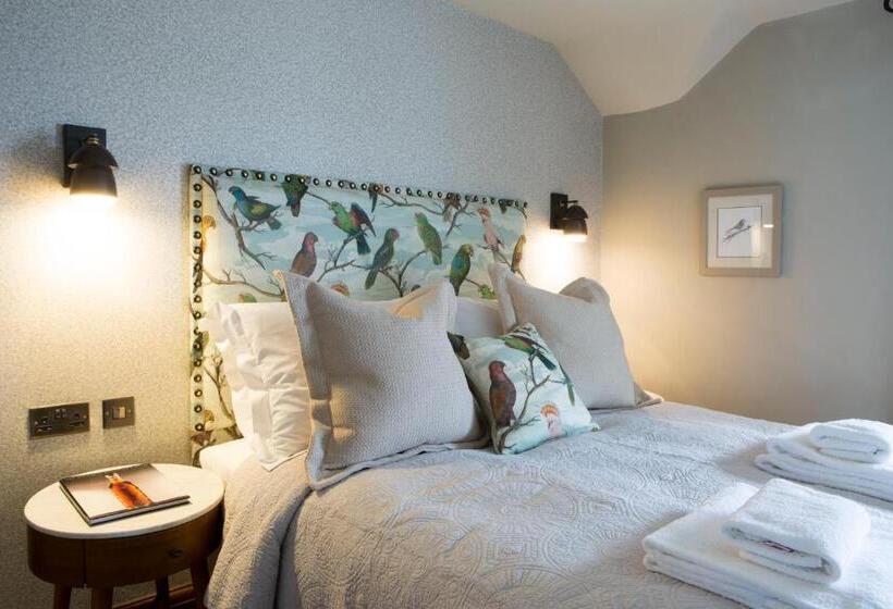 Bed and Breakfast The Legh Arms Prestbury