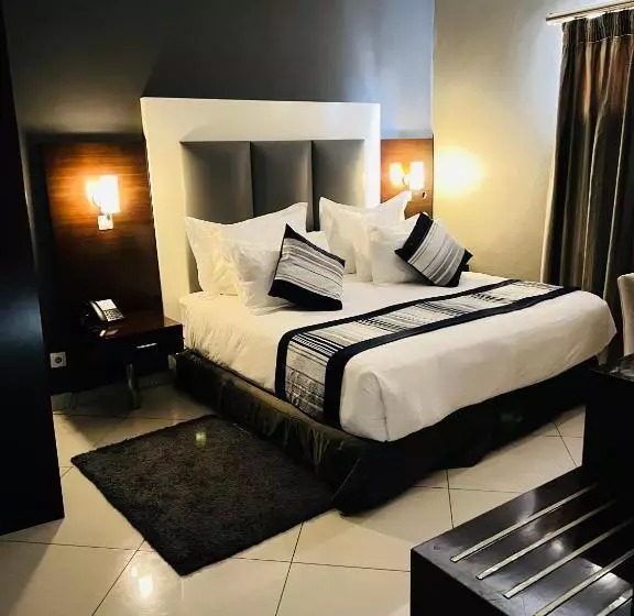 Hotel Amirana