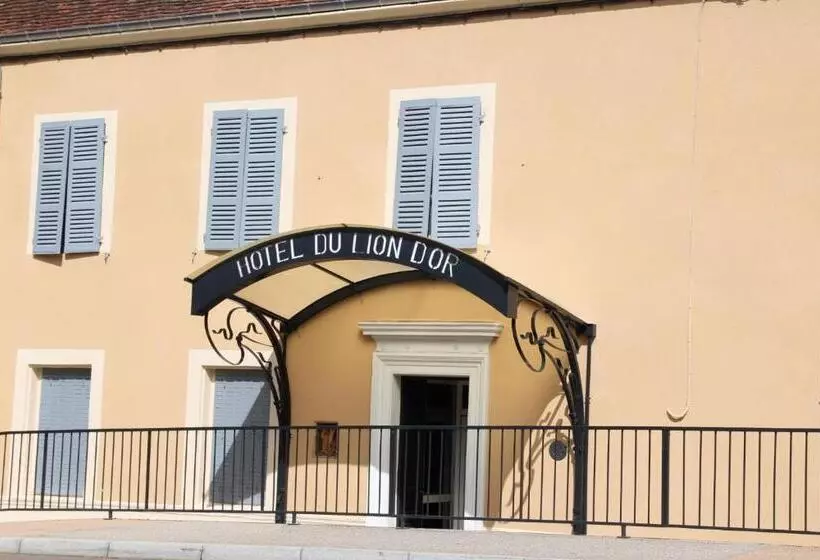 Hotelli Du Lion D Or