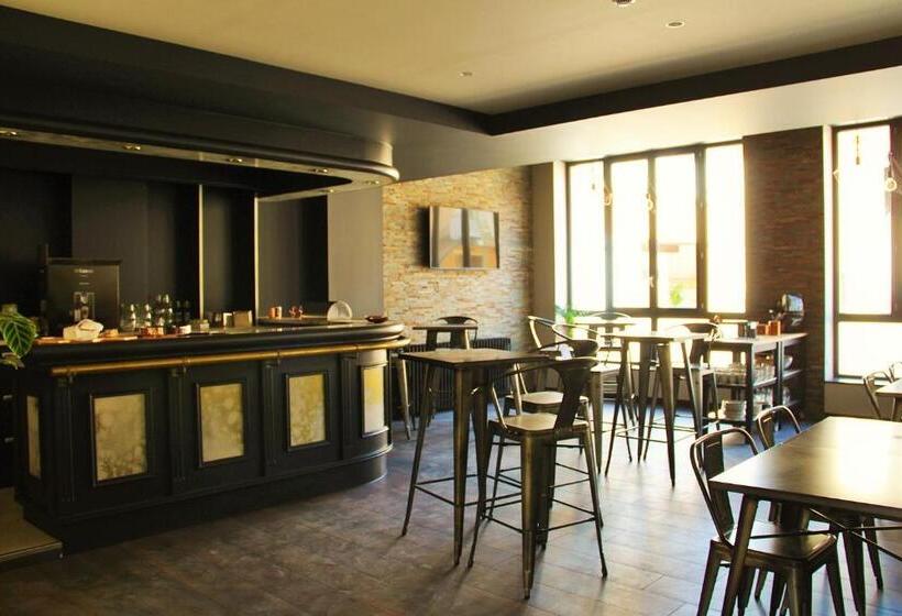 ホテル Du Lion D Or