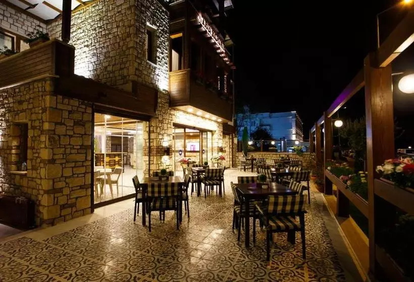 Hotelli Gelibolu Taş Konak