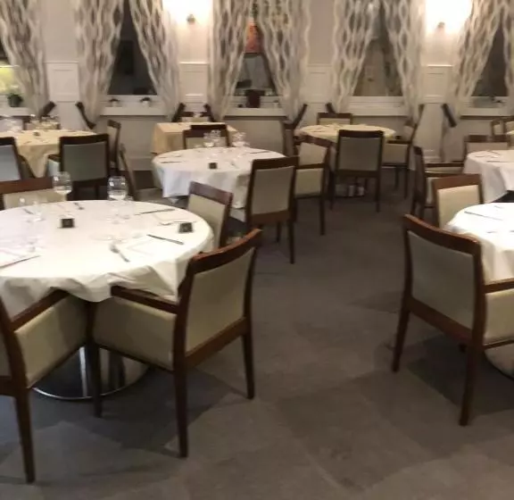 Hotel Les Ambassadeurs