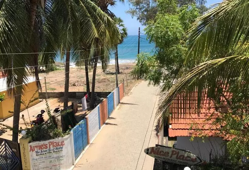 هتل Nice Place Beach