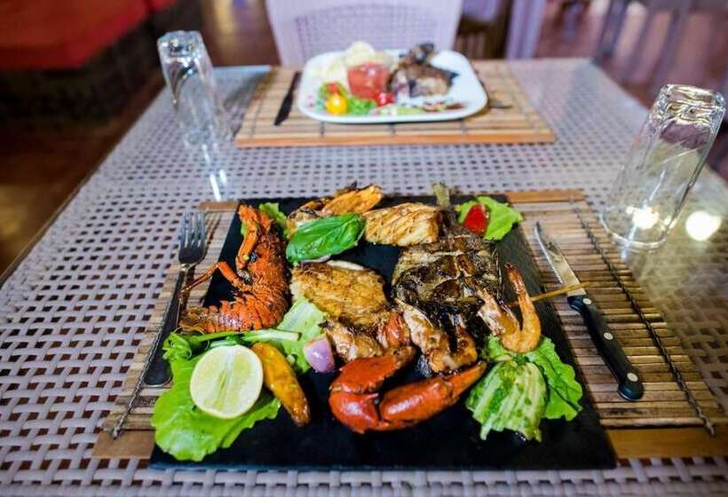 هتل Royal Sakalava