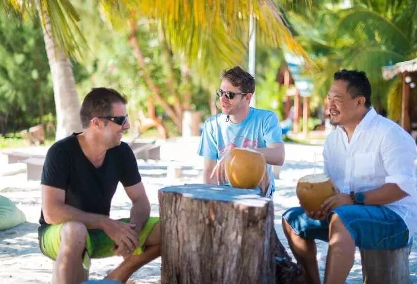 هتل Royal Sakalava