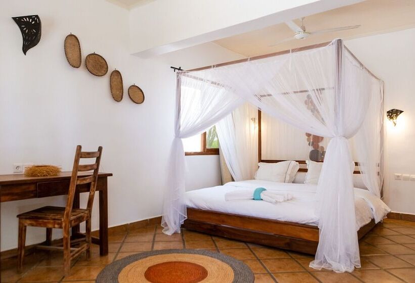 هتل Royal Sakalava