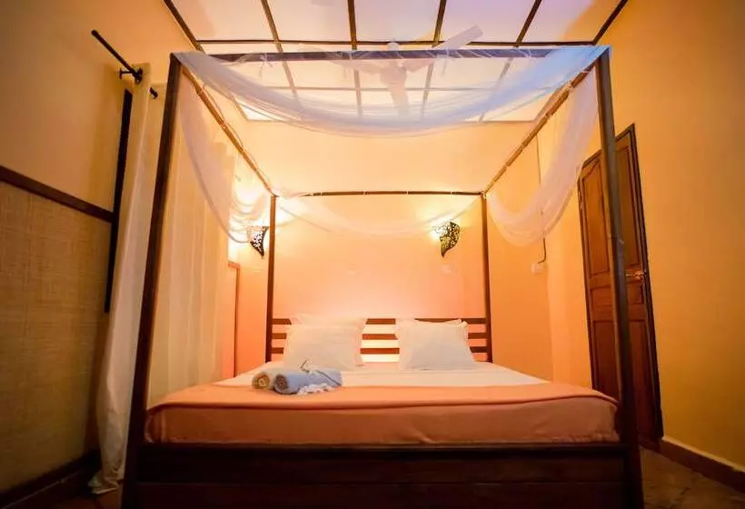 هتل Royal Sakalava