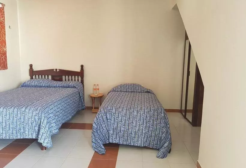 ホテル Condo Saknaj