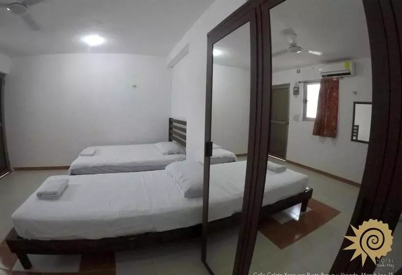 ホテル Condo Saknaj