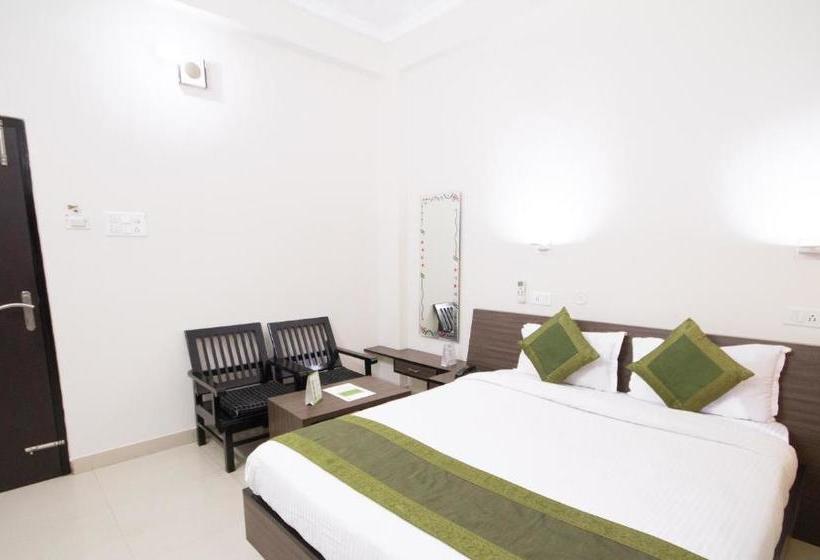 Hotel Treebo Trend Shubhankar Inn