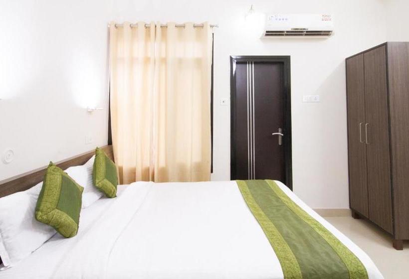 Hotel Treebo Trend Shubhankar Inn