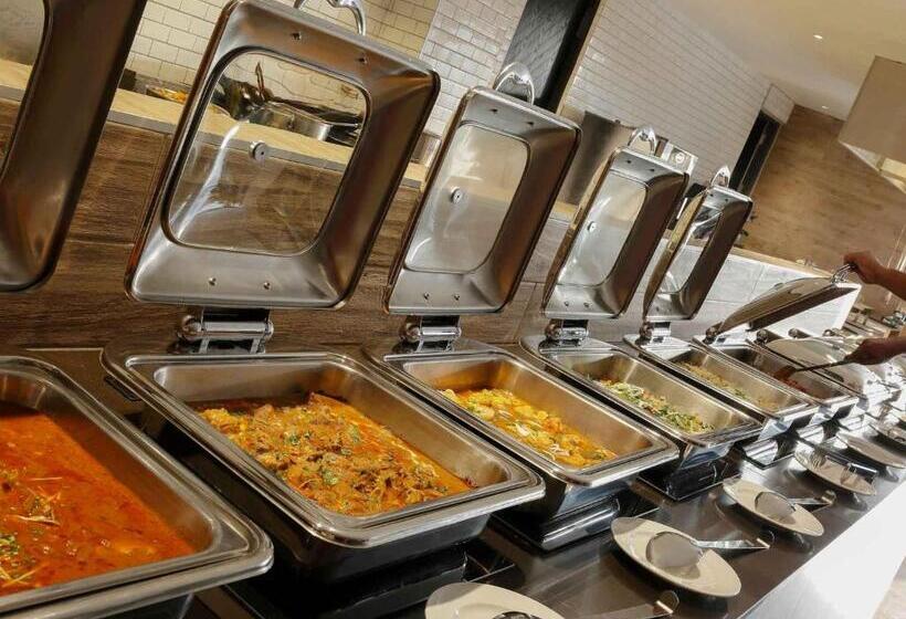 استراحتگاه Tiger Palace By Soaltee