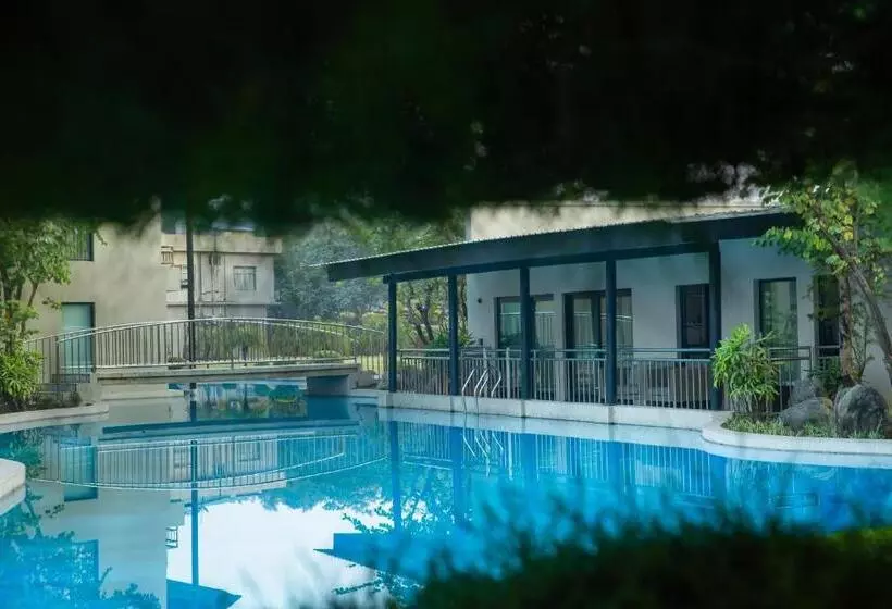 استراحتگاه Tiger Palace By Soaltee