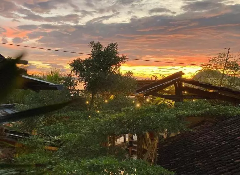 Retkeilymaja La Boheme Bajo