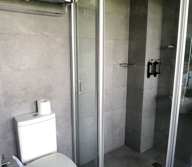 تختخواب و صبحانه Aqua Star Villa Homestay