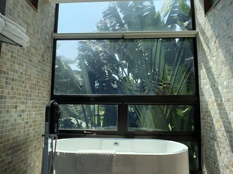 تختخواب و صبحانه Aqua Star Villa Homestay