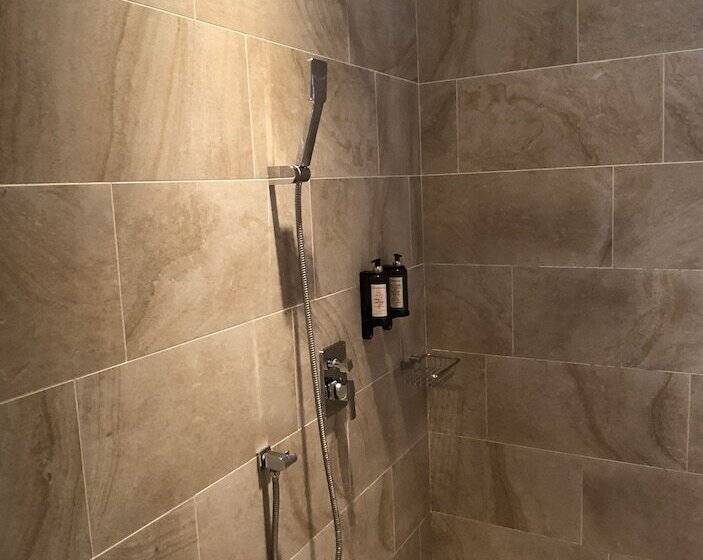 تختخواب و صبحانه Aqua Star Villa Homestay