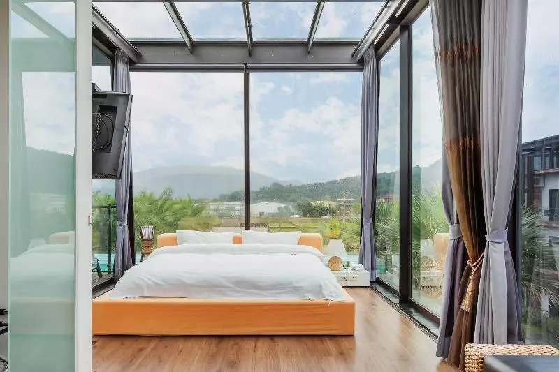 تختخواب و صبحانه Aqua Star Villa Homestay