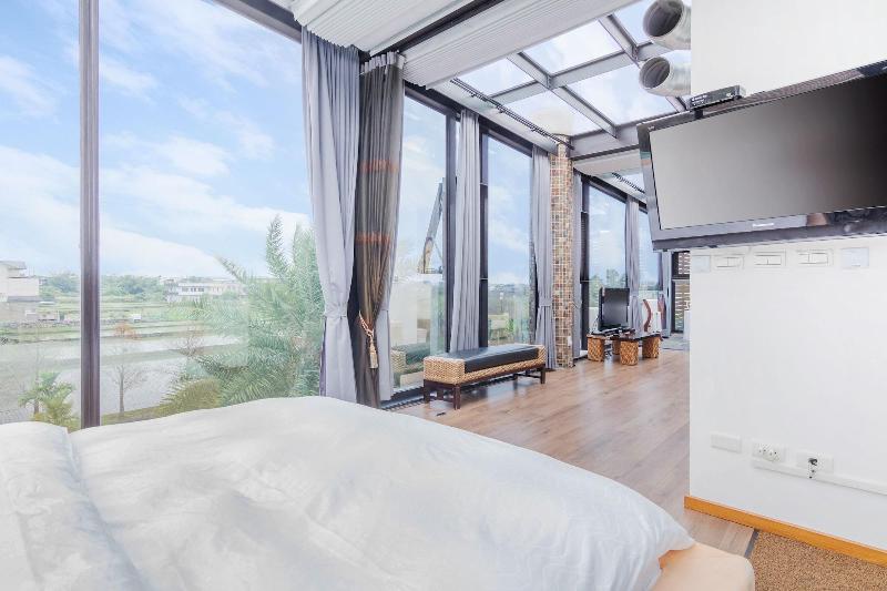 تختخواب و صبحانه Aqua Star Villa Homestay