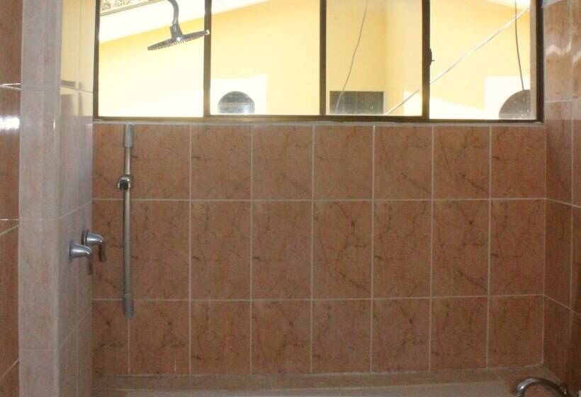 تختخواب و صبحانه Hostal Santo Domingo