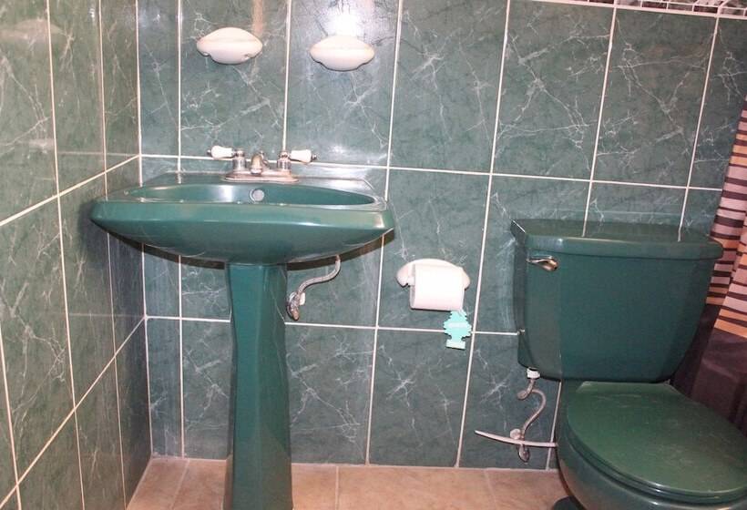 تختخواب و صبحانه Hostal Santo Domingo