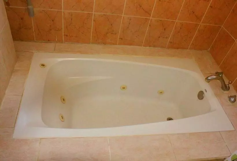 تختخواب و صبحانه Hostal Santo Domingo