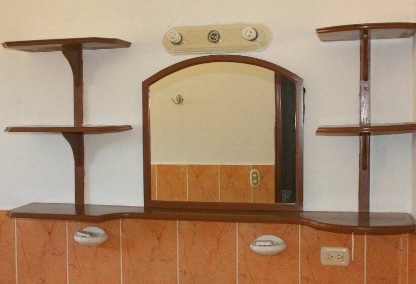 تختخواب و صبحانه Hostal Santo Domingo