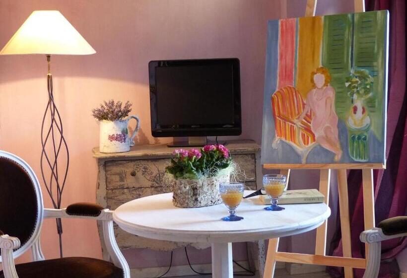 تختخواب و صبحانه La Mirandole