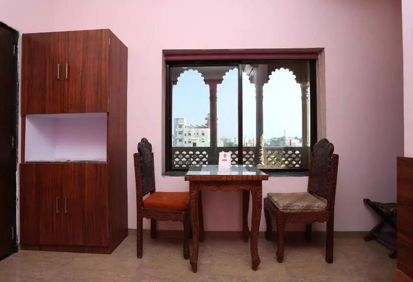 Hotelli Collection O Paradise