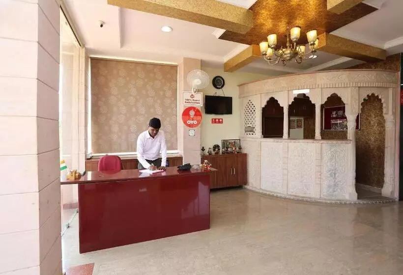 Hotelli Collection O Paradise