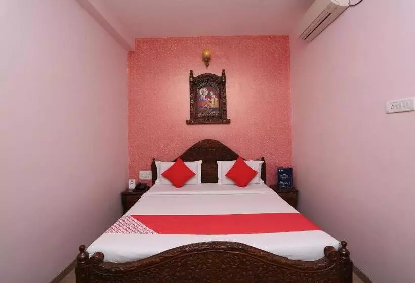 Hotelli Collection O Paradise