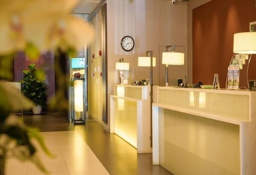 酒店 Jinjiang Inn Select Foshan Nanhai Guicheng Subway Station