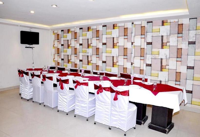 Hotel Treebo Trend Om Residency