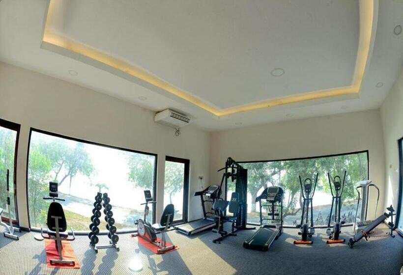 Shwe Taung Tan Hotel   Lake View