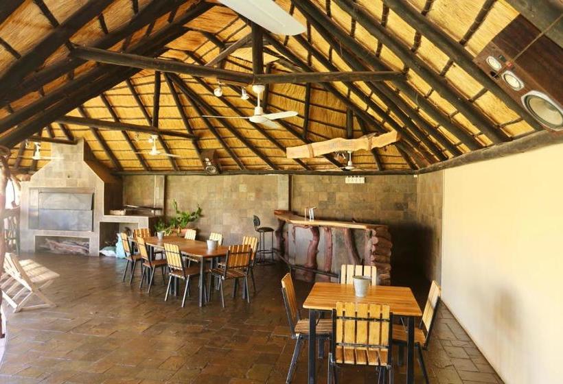 هتل Stoney S Country