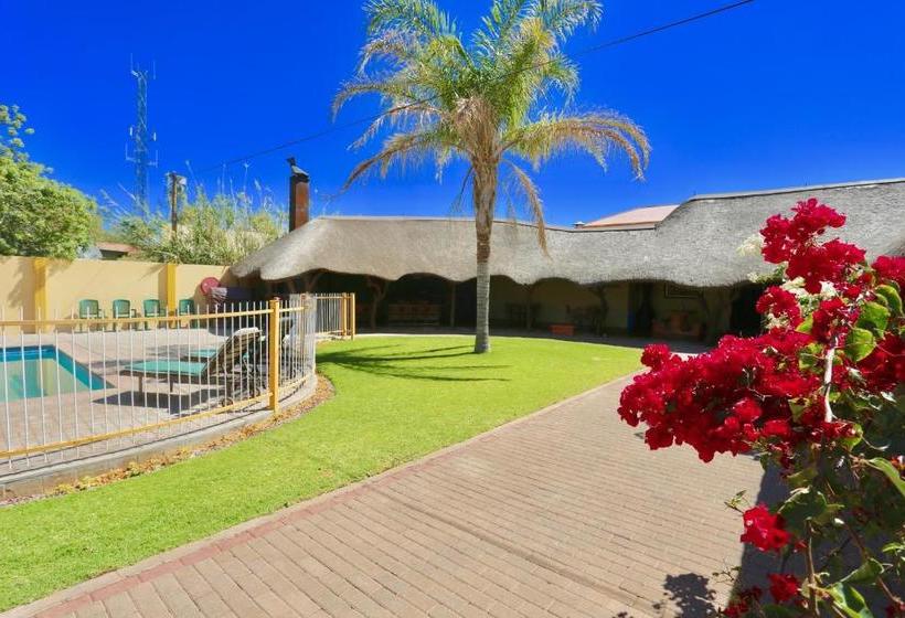 هتل Stoney S Country