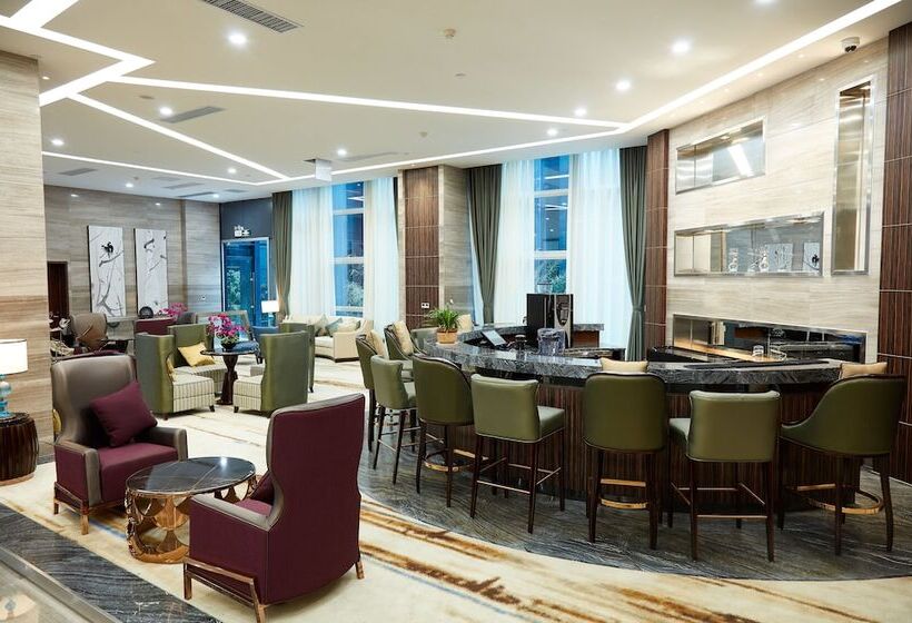 בית מלון כפרי The Thousand Lantern Lake