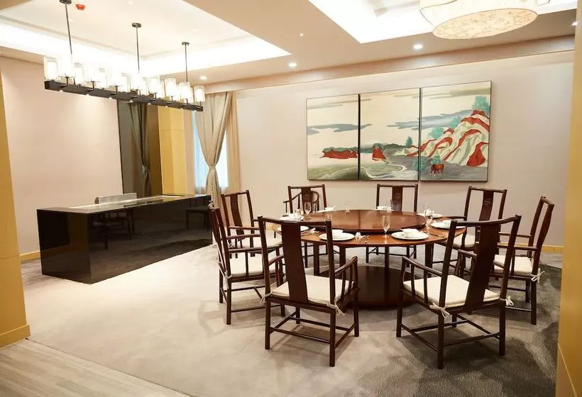 Hotelli The Thousand Lantern Lake