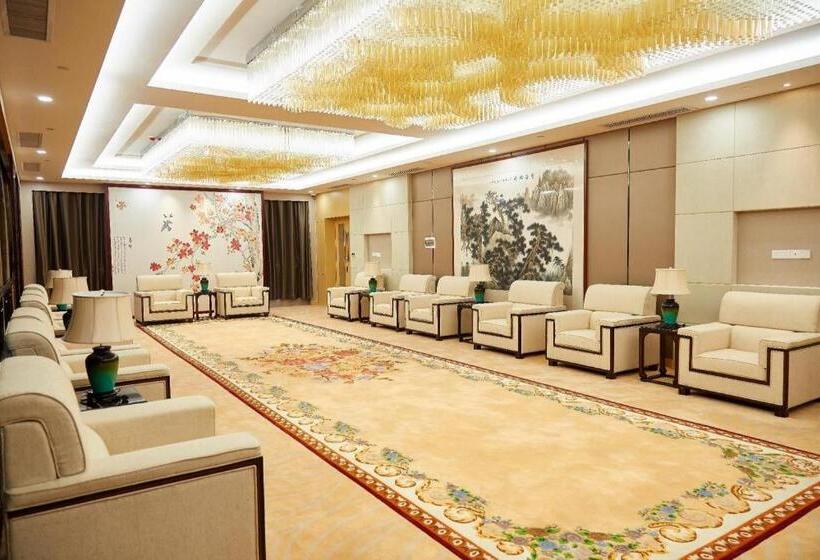 בית מלון כפרי The Thousand Lantern Lake