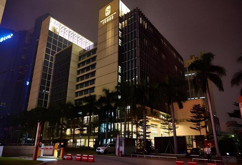 בית מלון כפרי The Thousand Lantern Lake