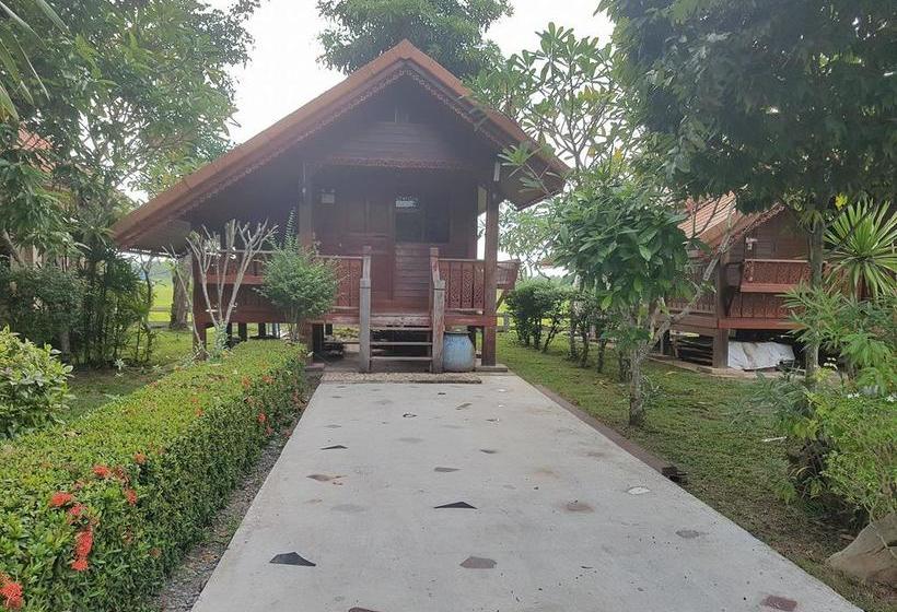 منتجع Baan Sila