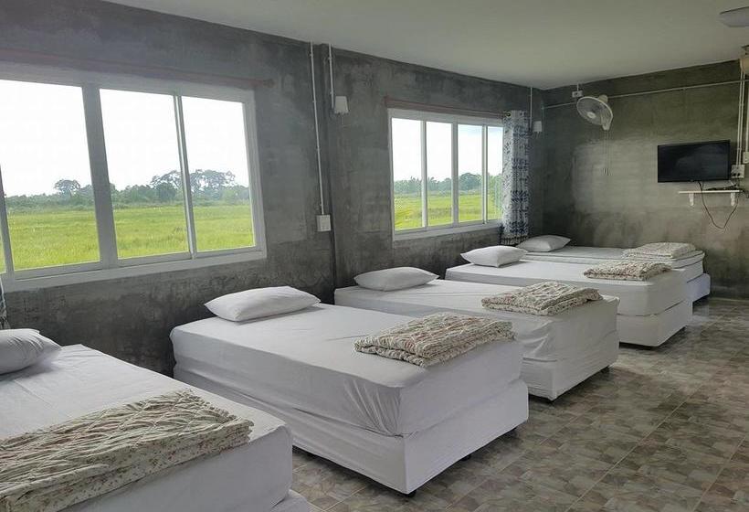 منتجع Baan Sila