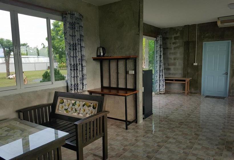 منتجع Baan Sila