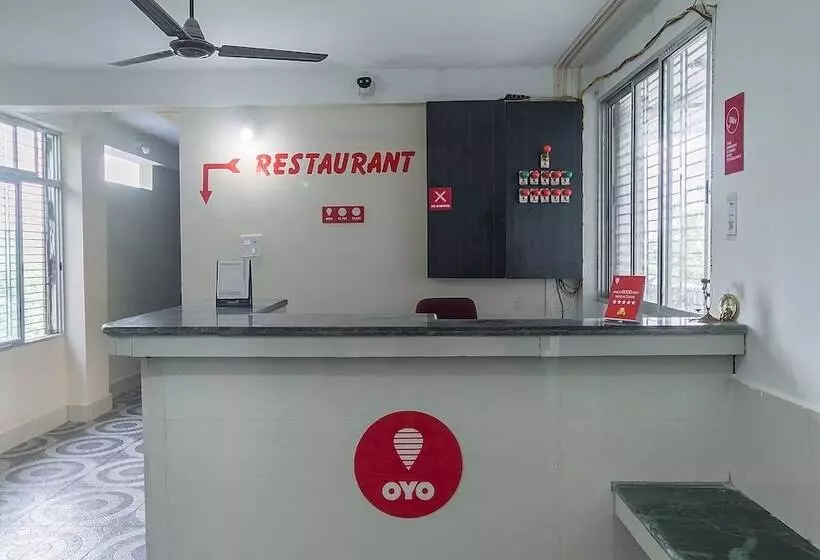 Fabhotel Om Regency