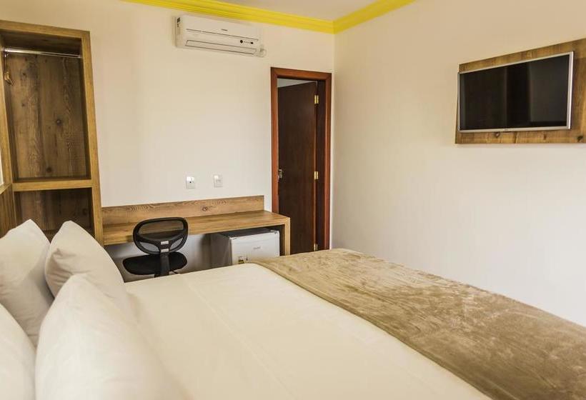 هتل E Pousada Dona Lídia