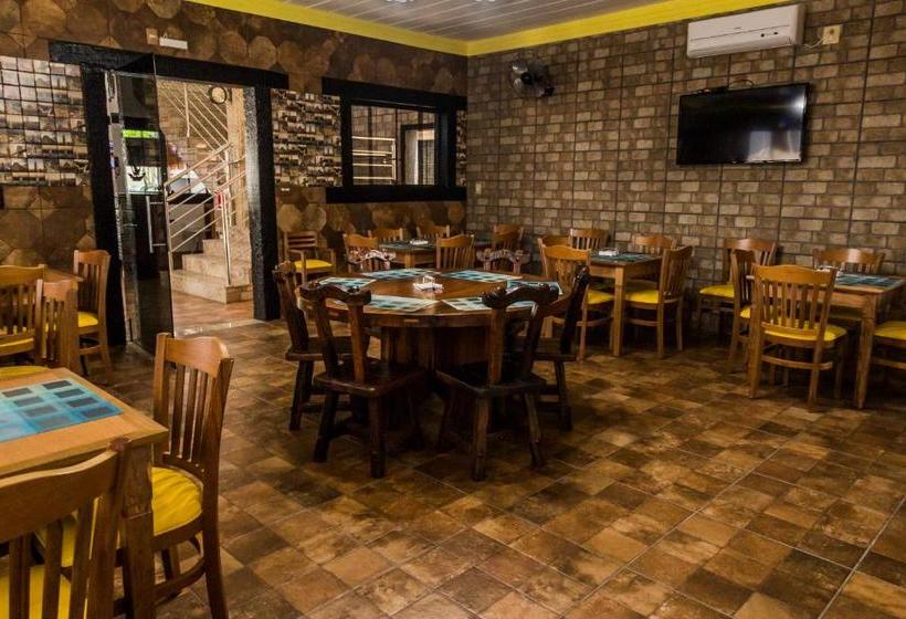 هتل E Pousada Dona Lídia