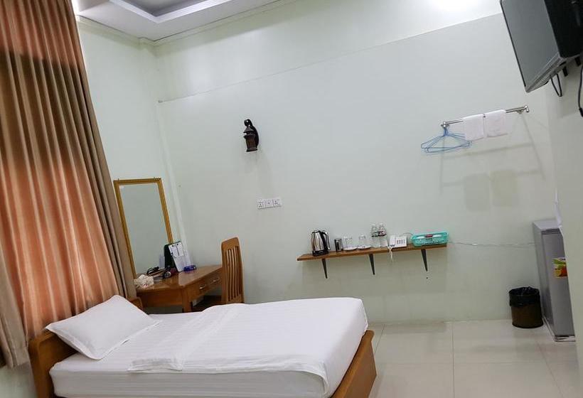 هتل Golden Dragon