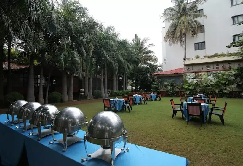 ホテル Hampi International