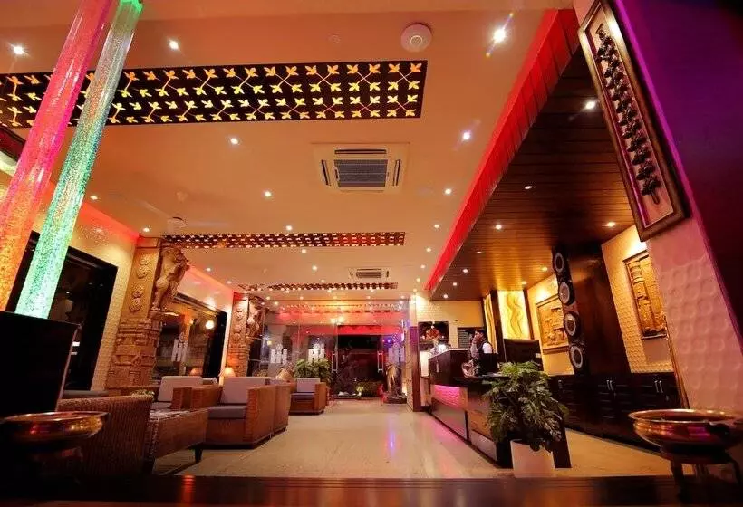 ホテル Hampi International